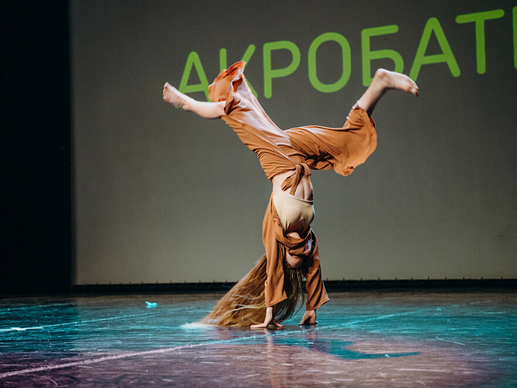 АКРОБАТИКА1 1 (1)